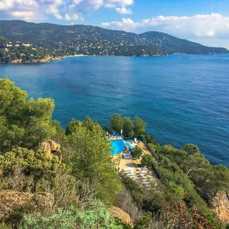 Mazet - Domaine De La Pinede Pramousquier - 펜션